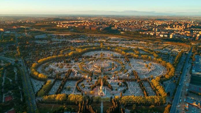 Curiosidades que no sabías de los cementerios de Madrid