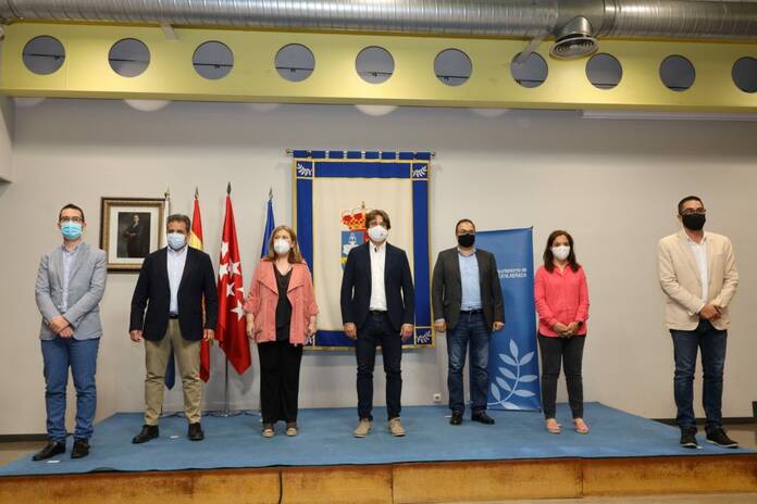 Once alcaldes de la Comunidad de Madrid, preocupados con la gestión que está haciendo Ayuso comunidad alcaldes sur