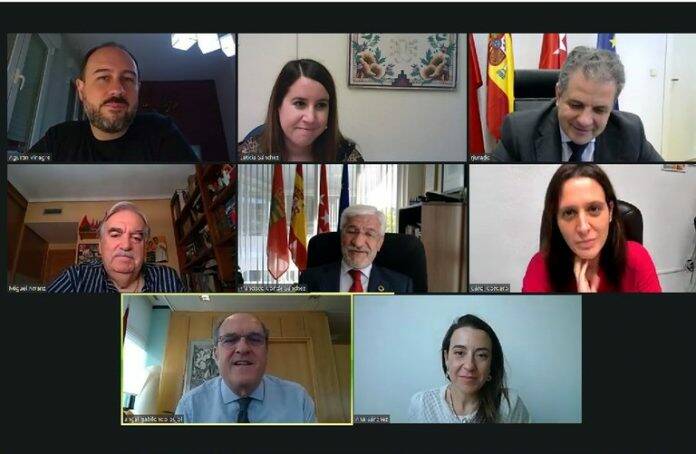 tranvia parla angel gabilondo