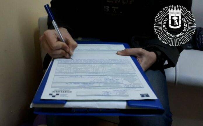 Desmantelada fiesta distrito Salamanca prostitución