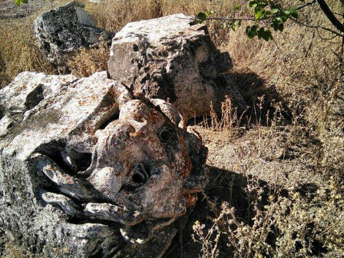 Restos históricos Cuartel Walona Siglo XVIII Aranjuez