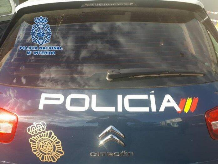 Detienen mujer pinchar ruedas coches Leganés