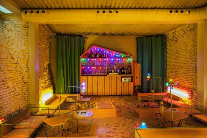 Bares singulares para tomar algo en la capital