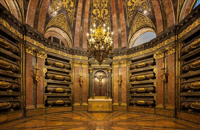 El Monasterio de El Escorial: la inquietante 'puerta al infierno' YMT2SYBMWFEFXBU4UCDQ4WKK3M