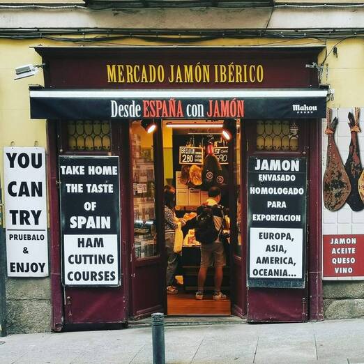 Deliciosa ruta de jamón ibérico y serrano por Madrid 2 Deliciosa ruta de jamón ibérico y serrano por Madrid 70930854 2415401878717348 2331008064414547968 o