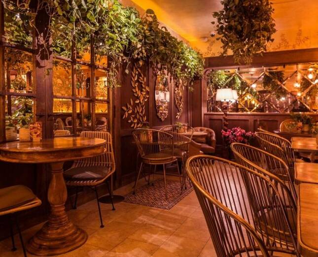 La ruta perfecta del Té Chai en Madrid 61372958 2344980248892467 3391716419312812032 n