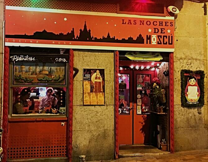 Restaurante Ruso Pesadilla En La Cocina