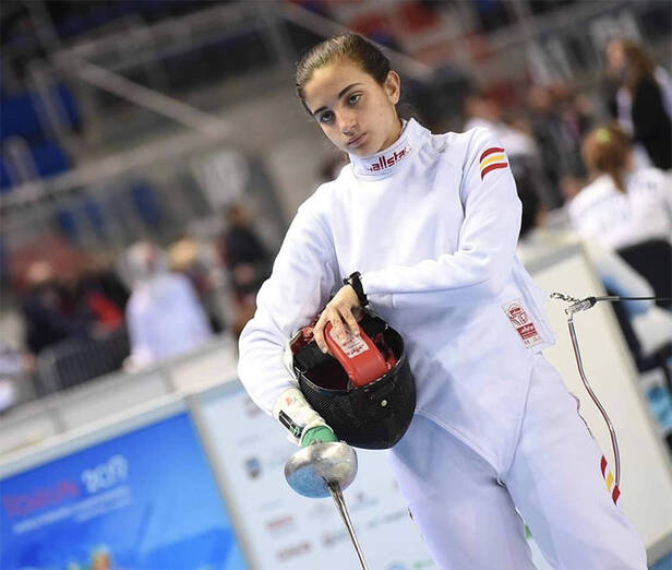 La tiradora del Club Sala de Armas de Madrid, logra un bronce laura aznar espada