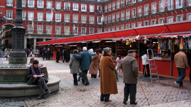 Los tres incendios que devoraron la Plaza Mayor mercadillo de navidad en madrid en anos anteriores. foto madrid 655x368 1