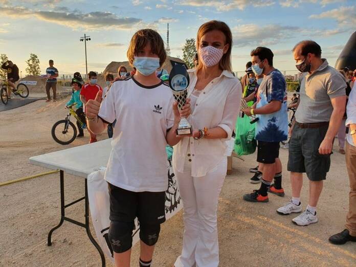 Moratalaz estrena un Bike Park en la Cuña Verde de O'Donnell 1 Moratalaz estrena un Bike Park en la Cuña Verde de O'Donnell 3 2 1333x1000 1