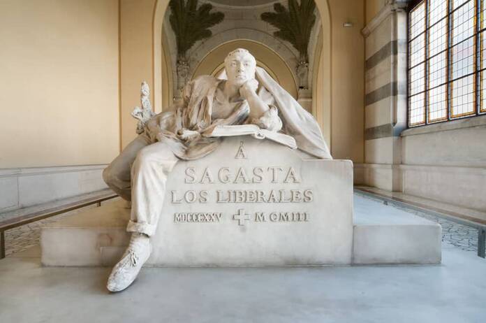 Panteón de hombres ilustres