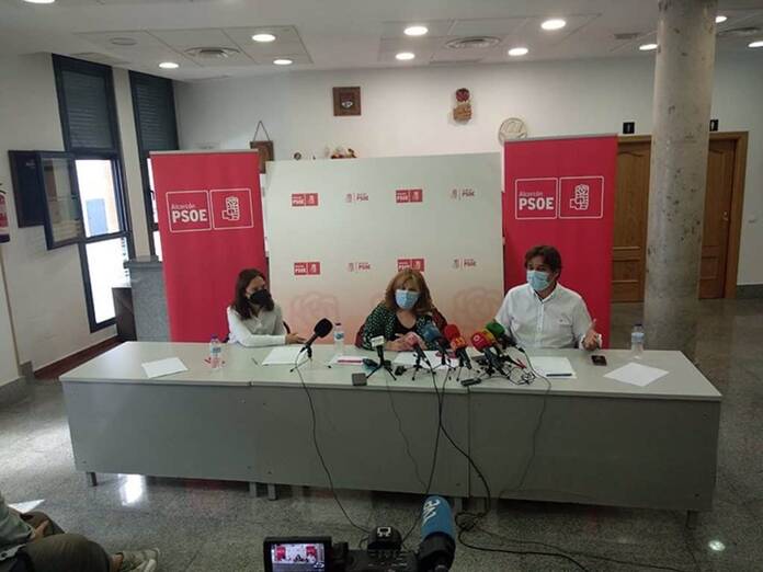 El PP denuncia la "radicalización" de los alcaldes que quieren "rearmar el PSOE" ll