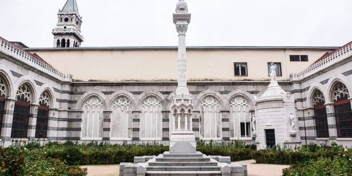 El Panteón de Hombres Ilustres: el lugar donde descansan los grandes nombres de España panteon hombres ilustres madrid 4
