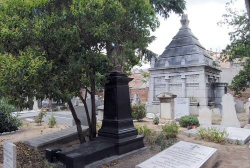 Cementerio británico en Madrid: un misterioso rincón donde descansa la burguesía británica cemetry4