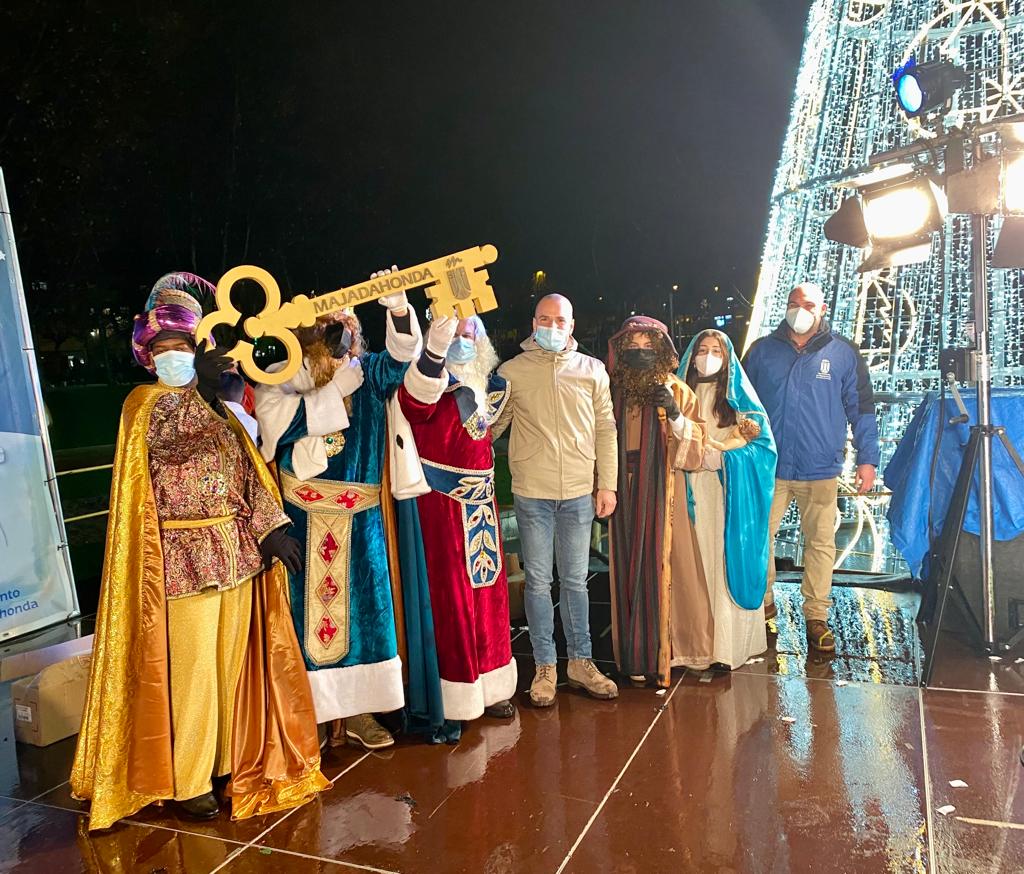 La cabalgata de Reyes pone el broche de oro a la Navidad en Majadahonda cabalgata1