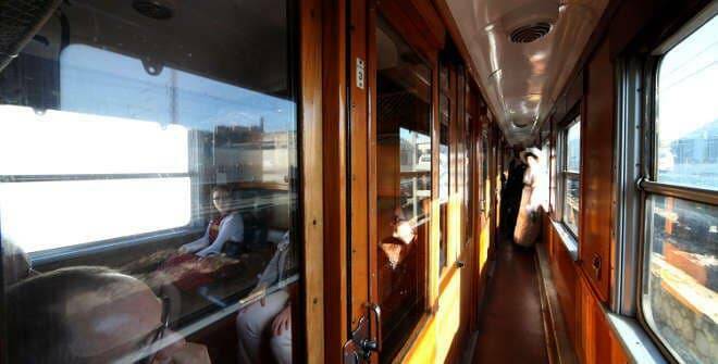El histórico Tren de la Fresa regresa en abril: un viaje al pasado que conecta Madrid y Aranjuez tren fresa 2019