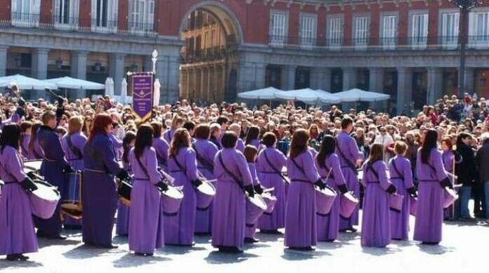 Madrid cierra su Semana Santa con una tamborrada en la Plaza Mayor 5313a3bb316d2f793016e9aa08a69b52 XL 1