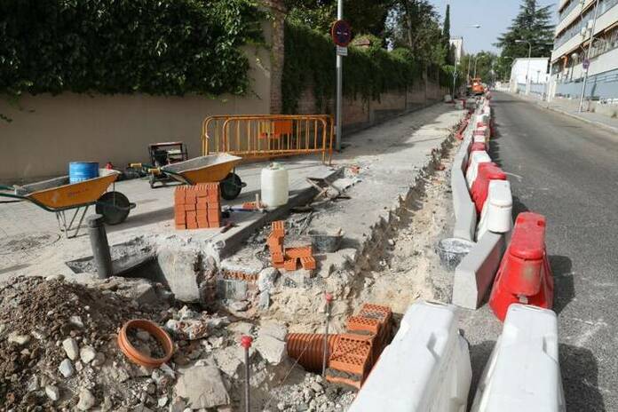 Los centros escolares madrileños contaran con 1.300 nuevas plazas en 2023 Obras en la calle Marques de Torroja para ganar espacio peatonal y mejorar el acceso al colegio Sagrado Corazon 750x500 1