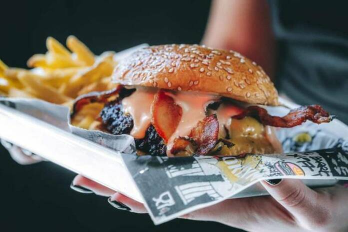 Si eres adicto a las hamburguesas vas a querer probar estos sitios Junk Burger Madrid Portada