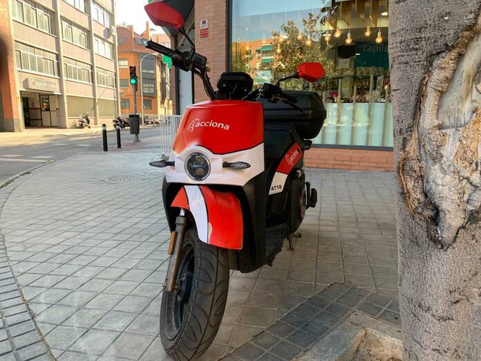 Acciona "pone precio" a la vida de los usuarios de sus motos en Madrid, y no llega a los 50 euros WhatsApp Image 2022 07 26 at 6.54.25 AM