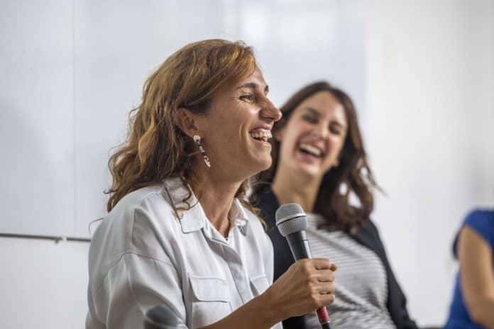 El fantasma de Ayuso: Mónica García