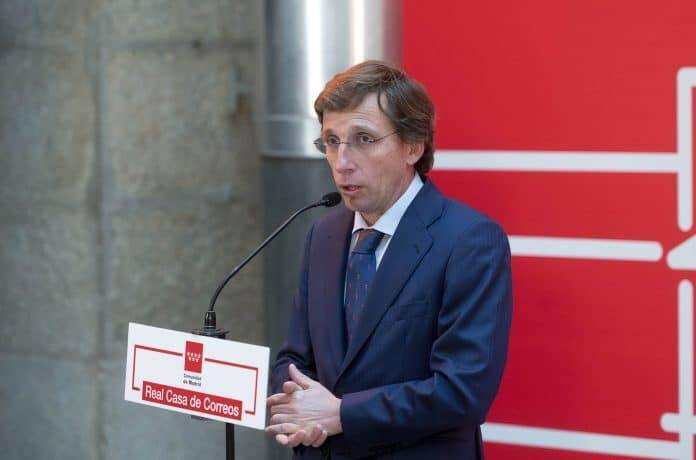 Almeida se postula como candidato a la alcaldía de Madrid