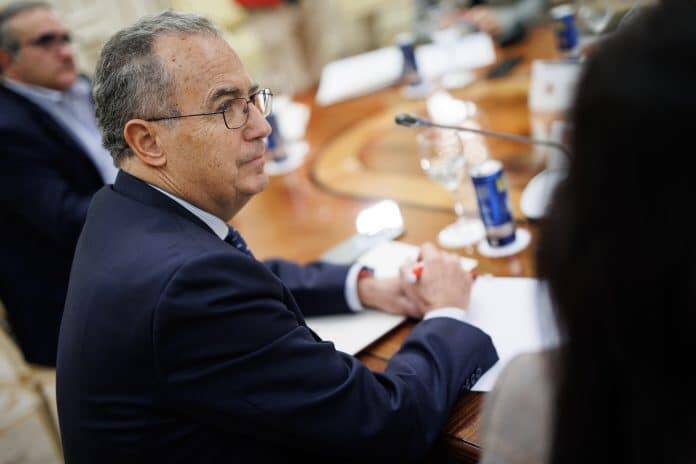 consejero de Educación, Enrique Ossorio