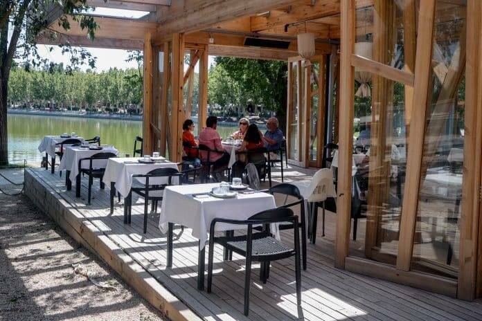 Diez terrazas continúan sin seguir la normativa