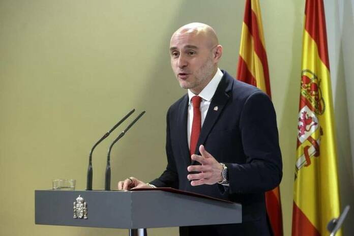 Cataluña pone soluciones a los inmigrantes ante la inacción de Madrid carlos prieto delegat govern espanyol presa possessio