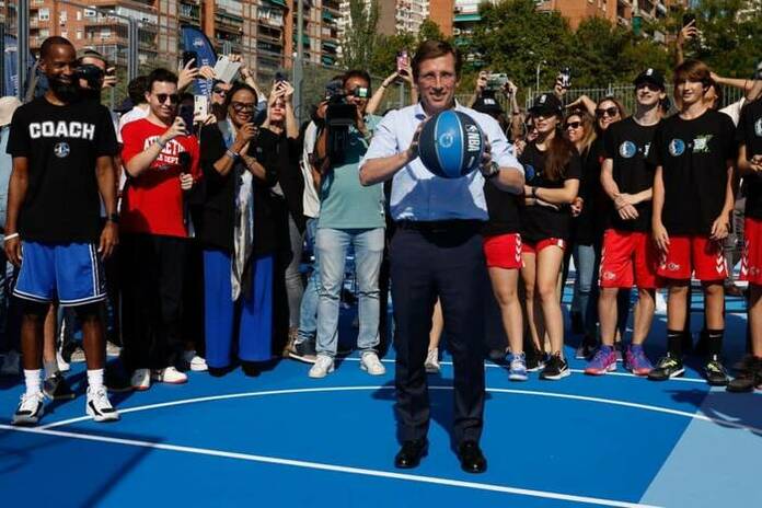 Los Dallas Mavericks hacen resurgir las canchas de baloncesto de Tetuán 2 Dallas Mavericks Tetuán