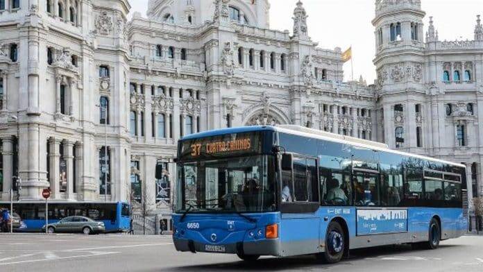 Viaja en la EMT gratis por el Black Friday