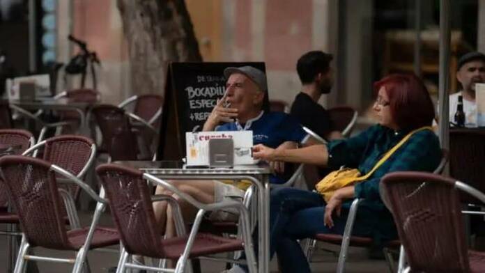 La hostelería de Madrid «teme» a la prohibición de fumar en terrazas 2 fumar terrazas