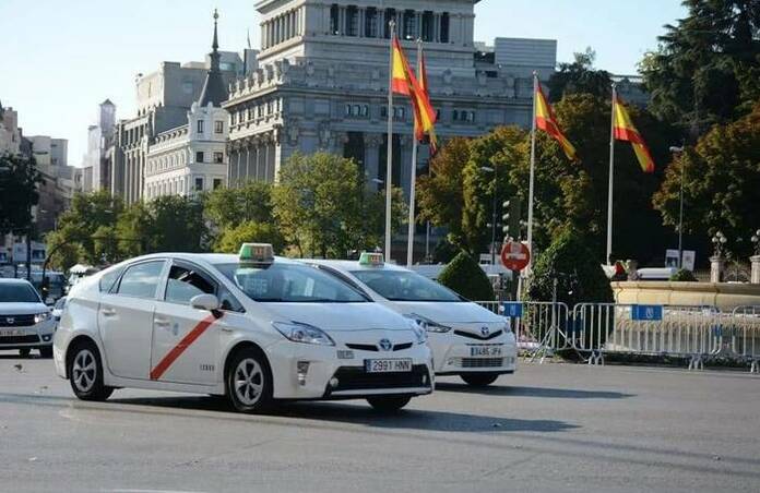 Suben los precios de los taxis en Madrid: Así es la cara B de los conductores 1 taxis precios