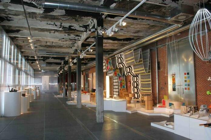 Matadero Madrid transformado: Un viaje único por el arte contemporáneo en un espacio industrial renovado 3 DINAMIZACIÓN URBANA Y GLOBALIZACIÓN CULTURAL