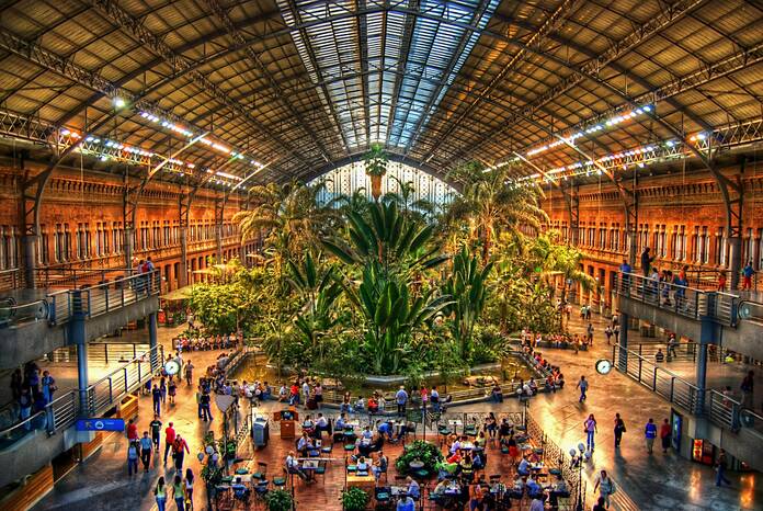Estación de Atocha: Viaje por el tiempo en la estación más antigua de Madrid 1 HISTORIA Y EVOLUCIÓN