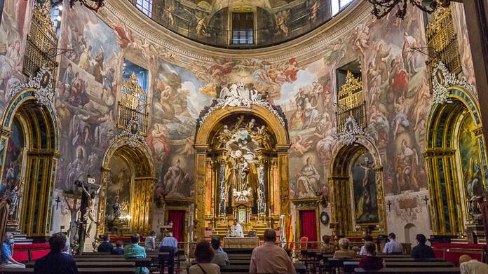 Iglesia de San Antonio de los alemanes: Un viaje al pasado barroco en el centro de Madrid 1 UN TESORO OCULTO EN MADRID