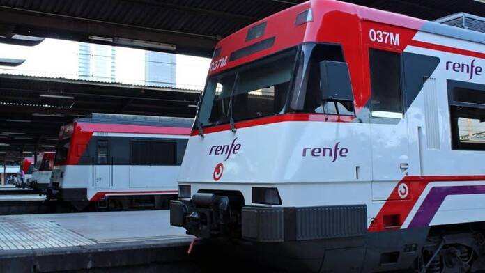 Todo sobre el nuevo mapa de Cercanías Madrid en 2024 Varios trenes Cercanias 2204489563 7552802 1300x731