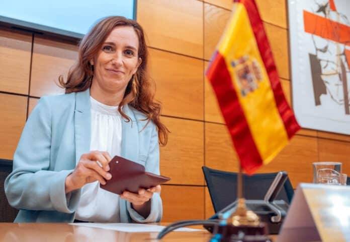 Las juventudes de Mónica García, ministra de Sanidad, buscan vivienda