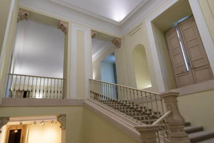 Finalizan las obras de restauración de la escalera principal del Palacio del Infante D. Luis