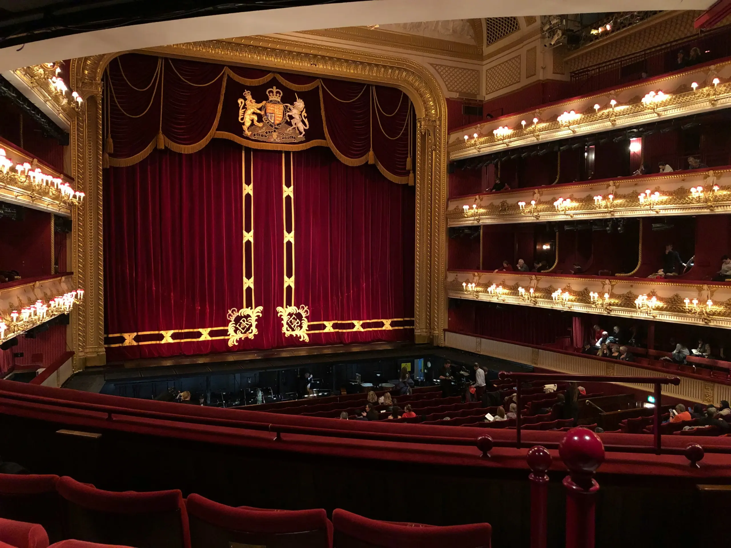 El Teatro Real recupera 'Manon Lescaut' 102 años después con el debut de la soprano madrileña Saioa Hernández 1 Saioa Hernández